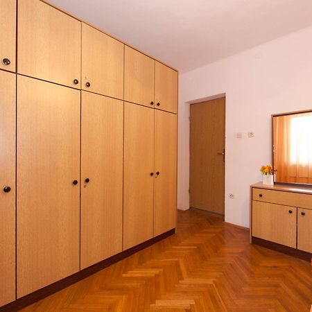 Apartmani Darinka Baška Voda Екстериор снимка