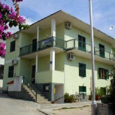 Apartmani Darinka Baška Voda Екстериор снимка