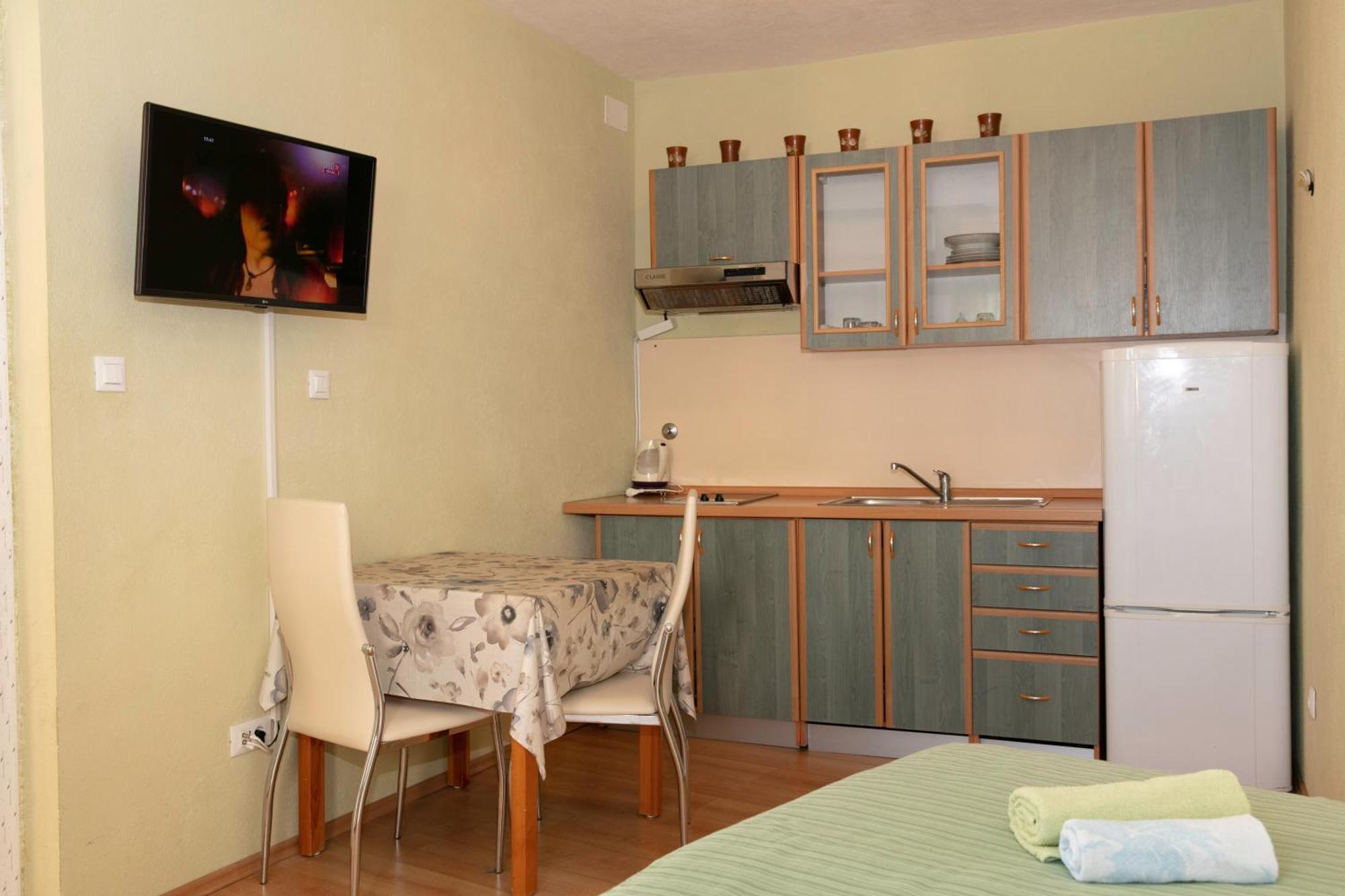 Apartmani Darinka Baška Voda Екстериор снимка