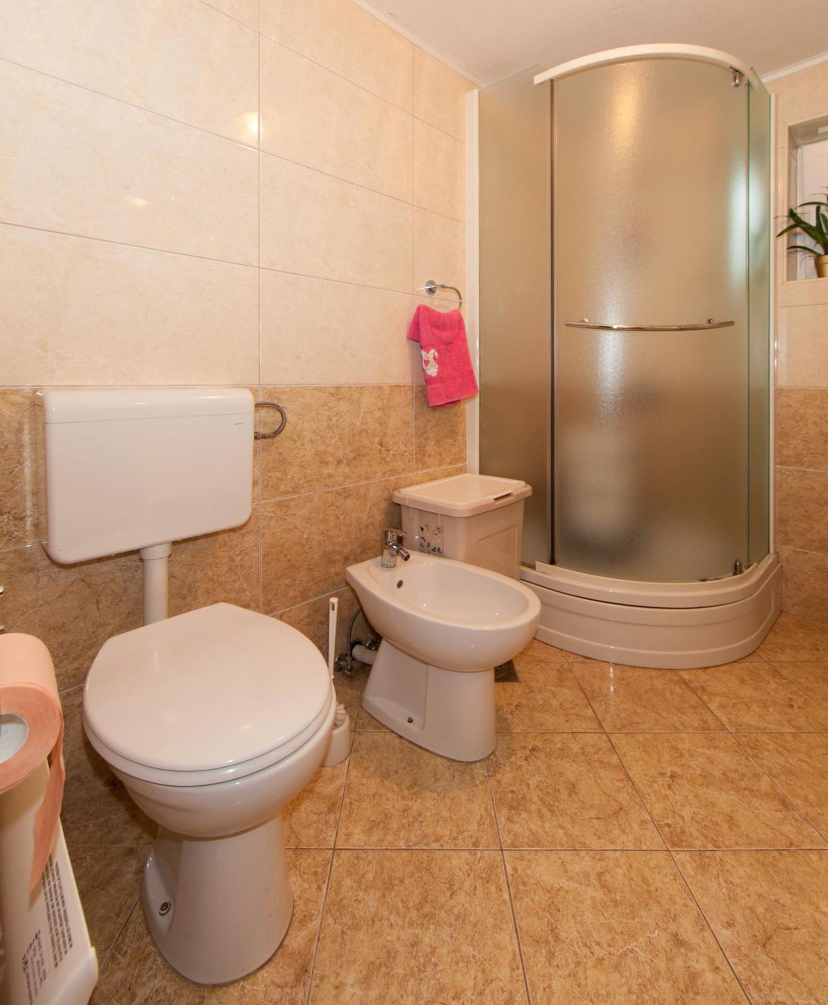 Apartmani Darinka Baška Voda Екстериор снимка