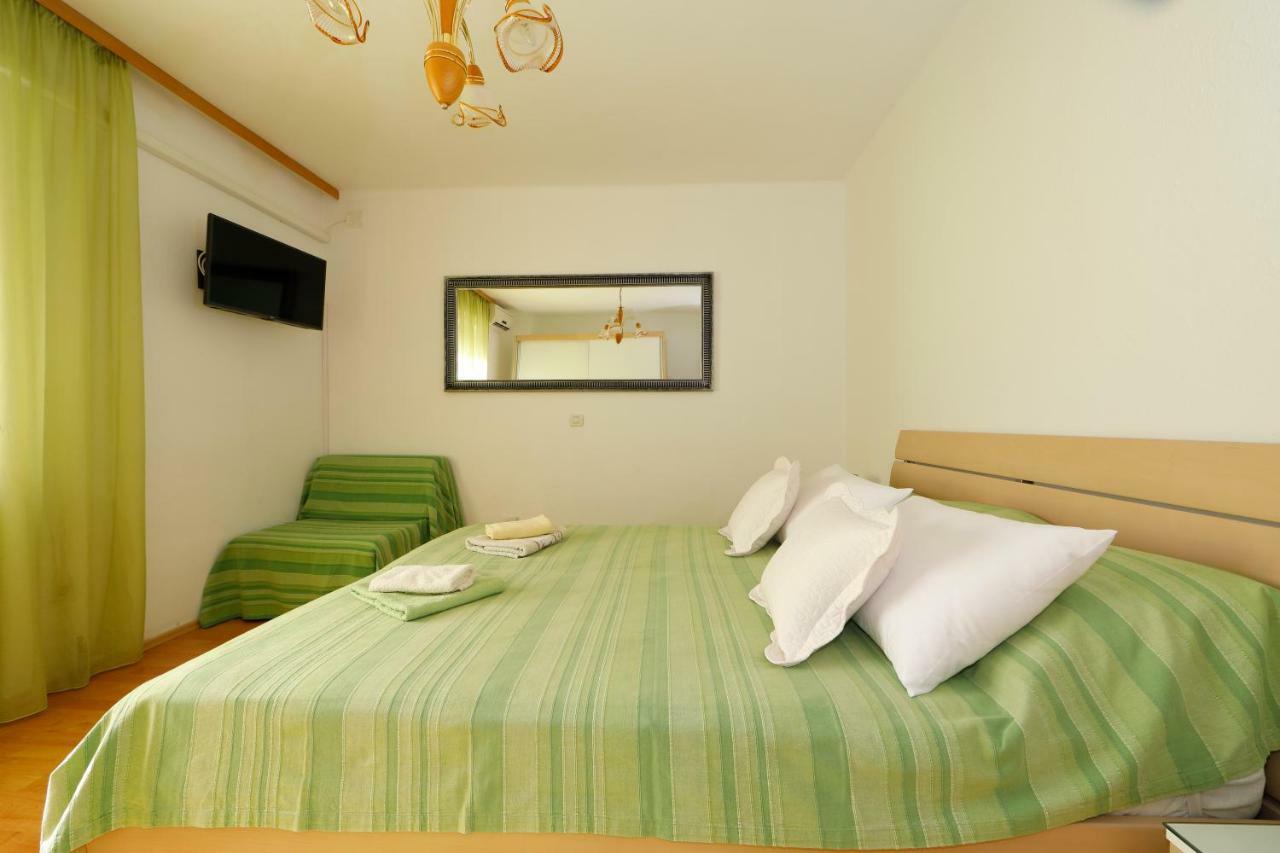 Apartmani Darinka Baška Voda Екстериор снимка